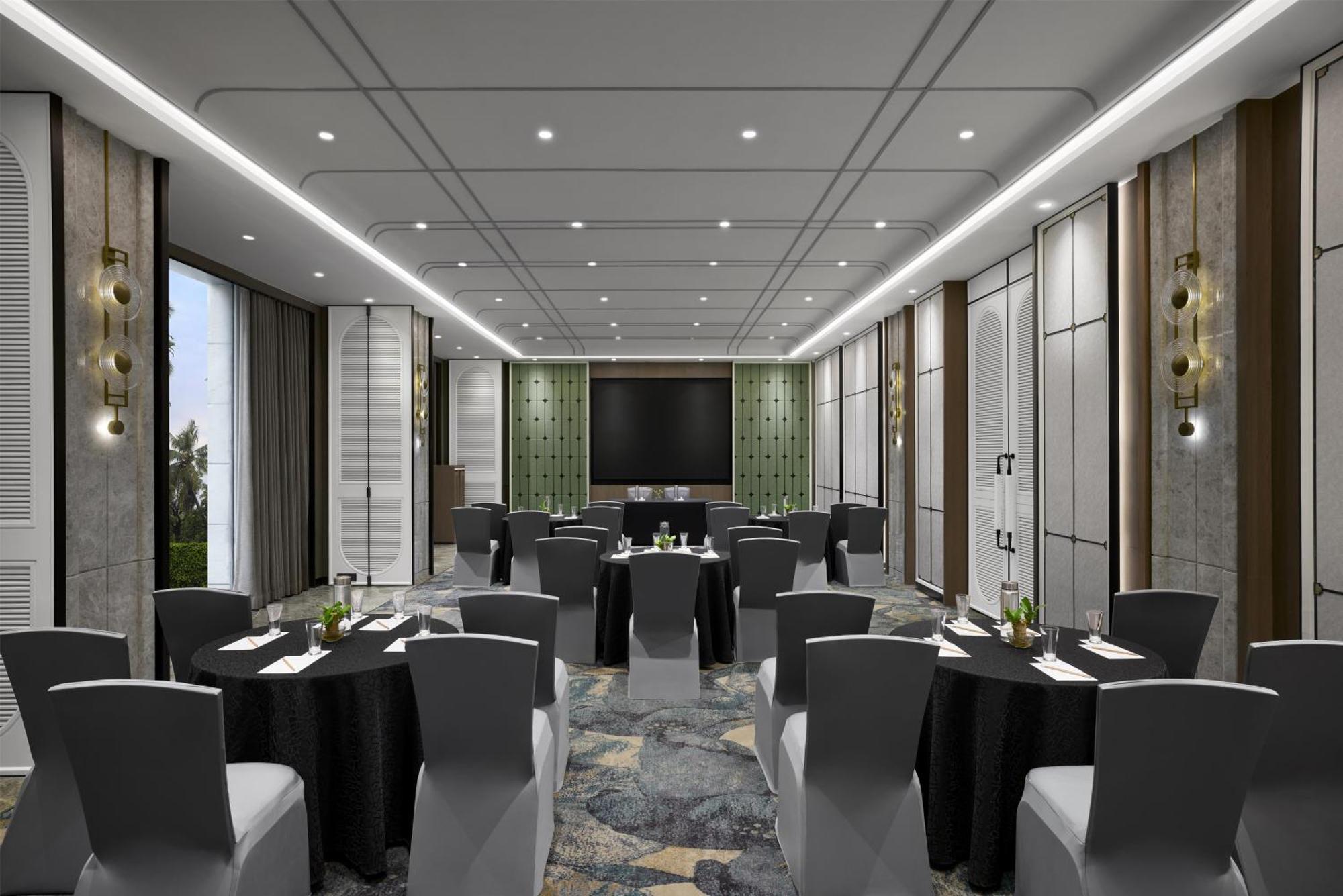 Radisson Mumbai Goregaon — Photos 3